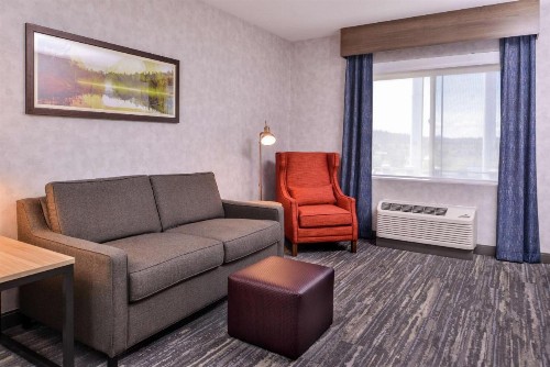 Hilton Garden Inn Bend - image 3