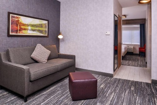 Hilton Garden Inn Bend - image 49
