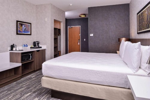 Hilton Garden Inn Bend - image 9