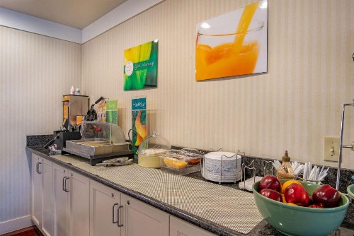 Quality Inn Bend - image 15