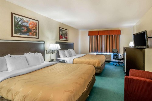 Quality Inn Bend - image 23