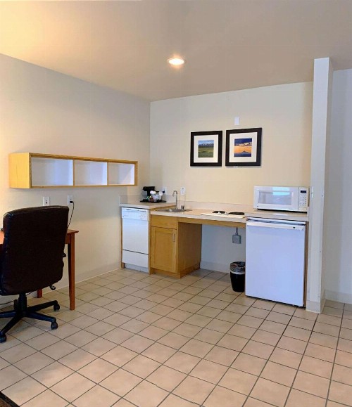 Country Inn & Suites by Radisson Bend OR - image 15