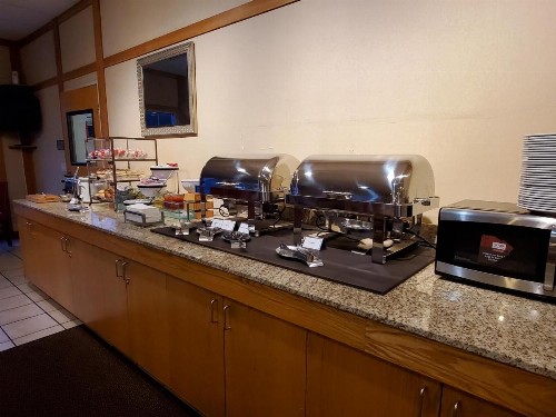 Country Inn & Suites by Radisson Bend OR - image 37