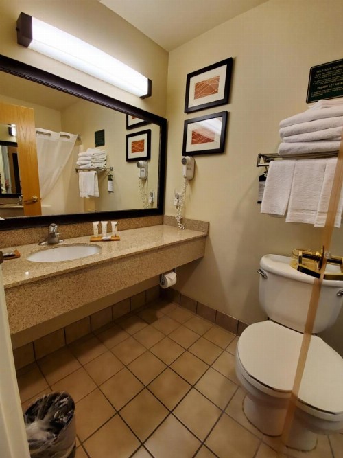 Country Inn & Suites by Radisson Bend OR - image 43