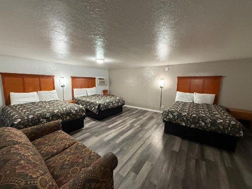 Budget Inn Bend - image 16