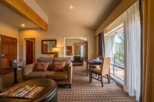 Pine Ridge Inn - image 26