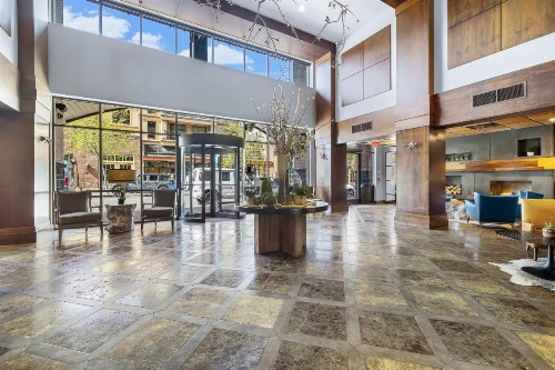 Oxford Hotel Bend - image 28