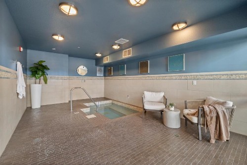 Oxford Hotel Bend - image 39