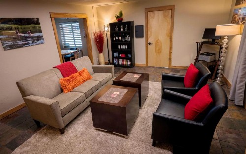 Wall Street Suites - image 13