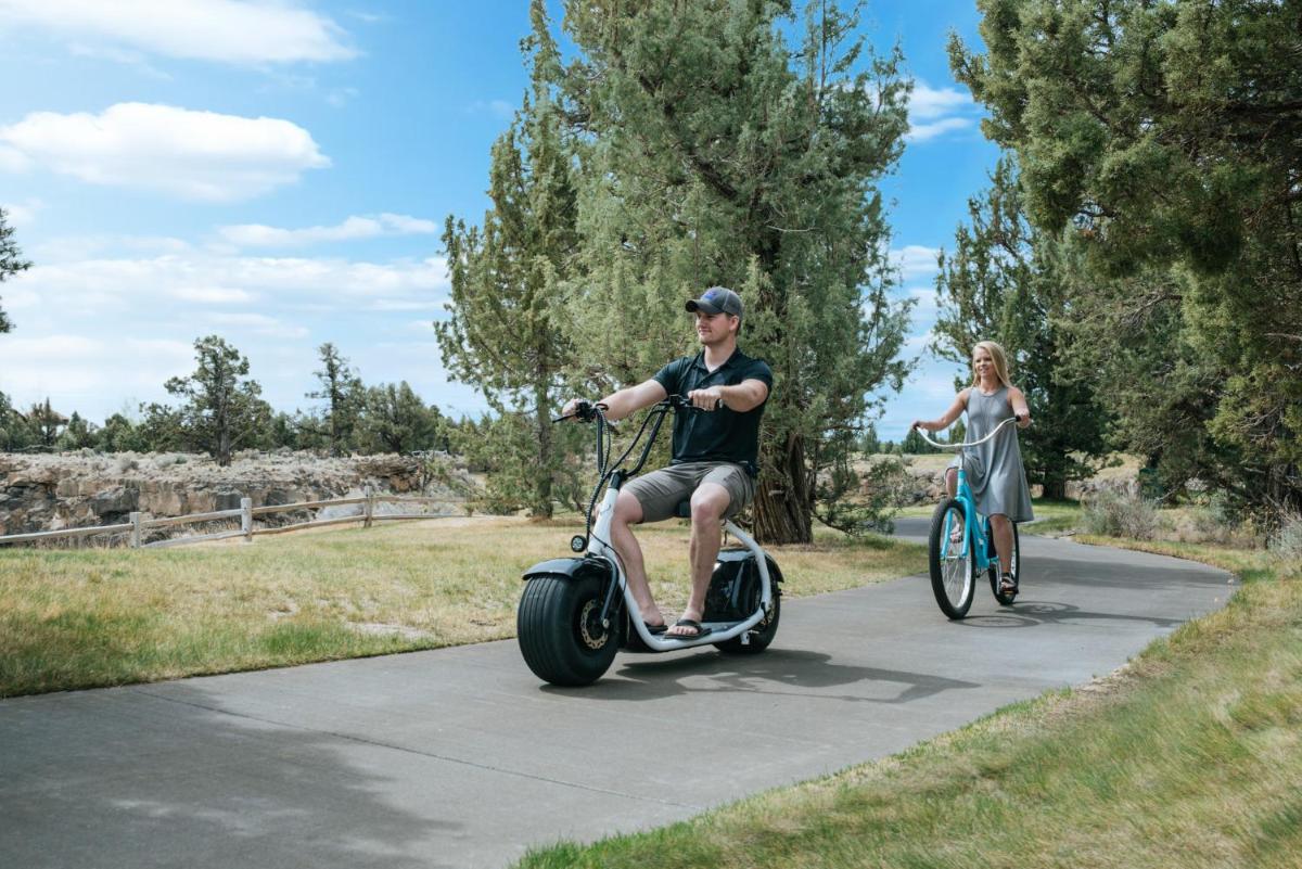 Pronghorn Resort - image 2