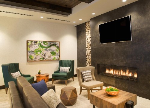 SpringHill Suites by Marriott Bend - image 32
