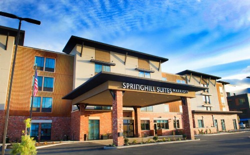 SpringHill Suites by Marriott Bend - image 39