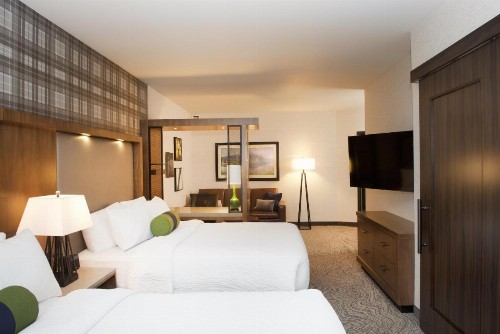 SpringHill Suites by Marriott Bend - image 40