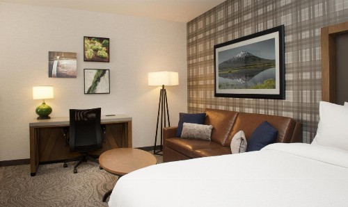 SpringHill Suites by Marriott Bend - image 46