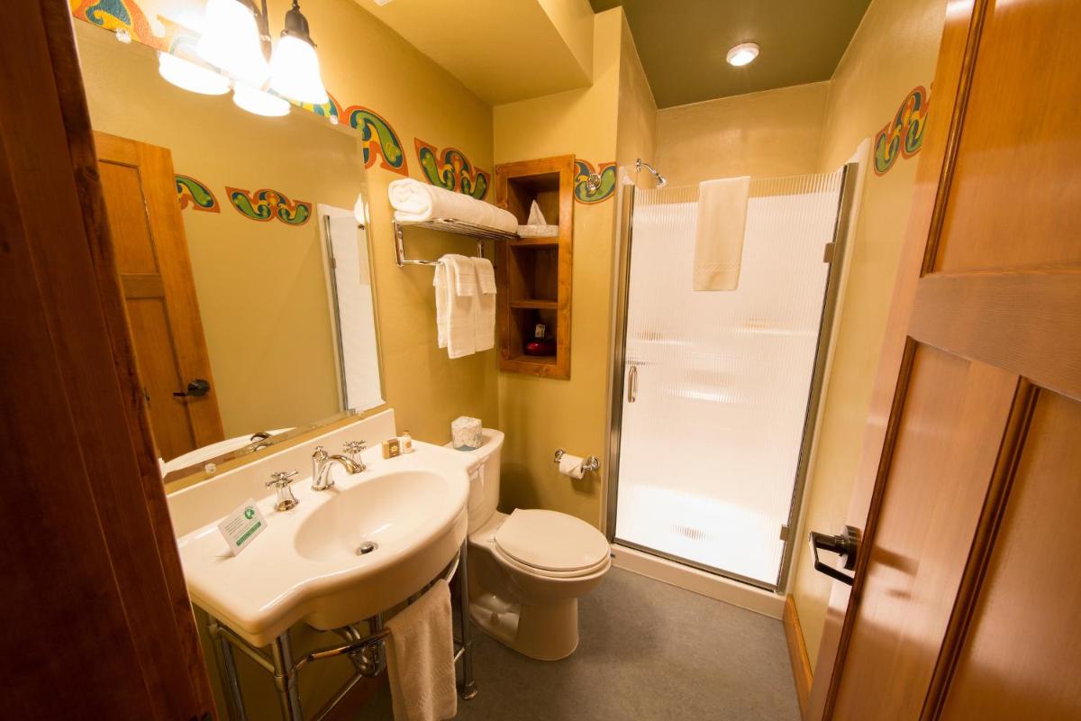 McMenamins Old St. Francis School - image 3