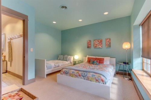 Amazing Luxury Downtown Old Mill Home - image 10
