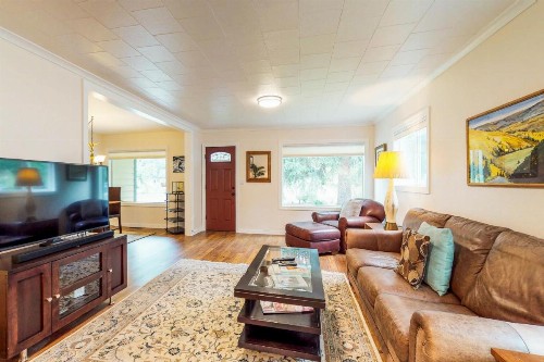 River West Cottage - image 12