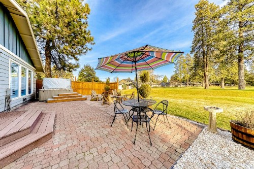 Bend Country Club Golf Course Beauty - image 10