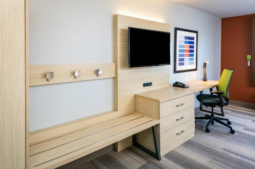 Holiday Inn Express & Suites - Bend South an IHG Hotel - image 27