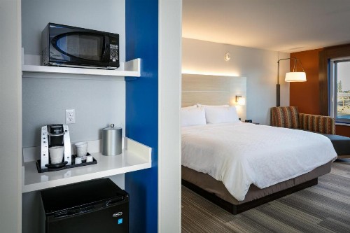 Holiday Inn Express & Suites - Bend South an IHG Hotel - image 28