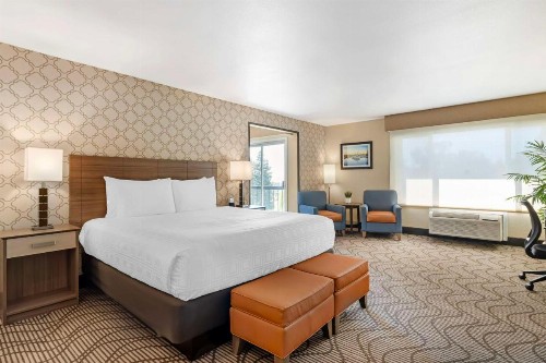 Best Western Plus Heritage Inn - image 21