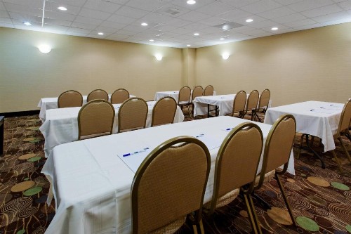 Holiday Inn Express Benicia an IHG Hotel - image 14