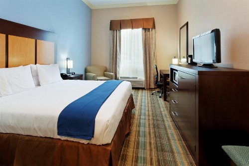 Holiday Inn Express Benicia an IHG Hotel - image 23