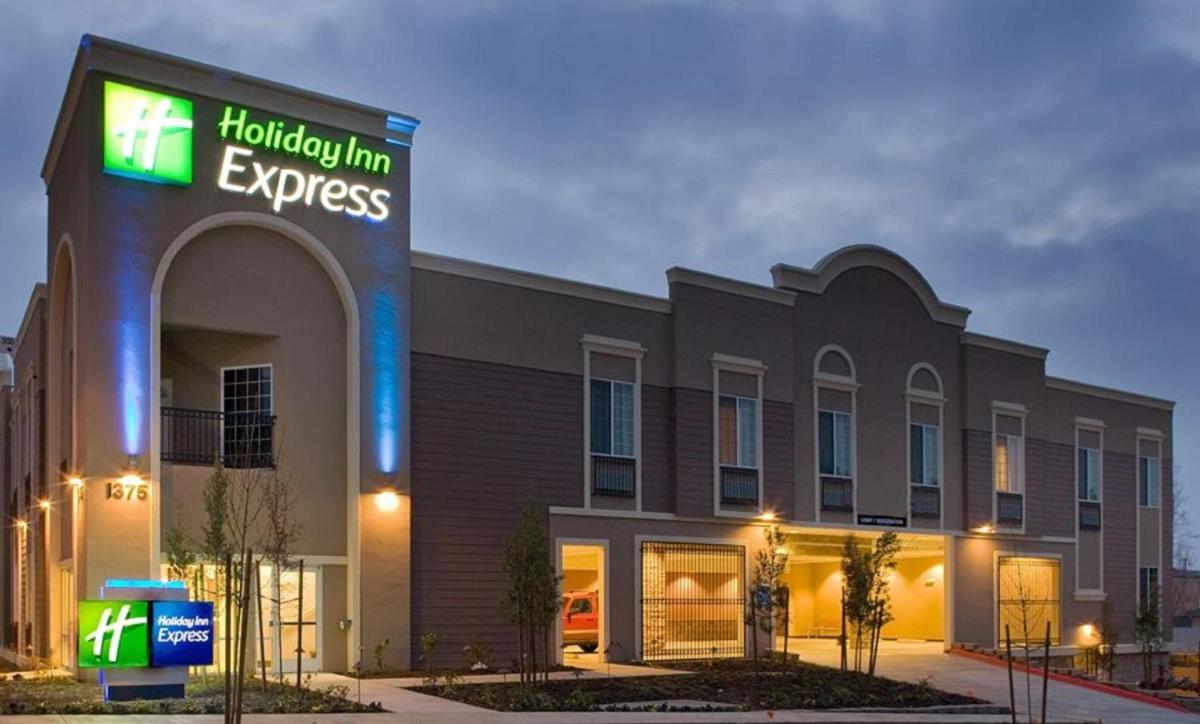 Holiday Inn Express Benicia an IHG Hotel - image 4