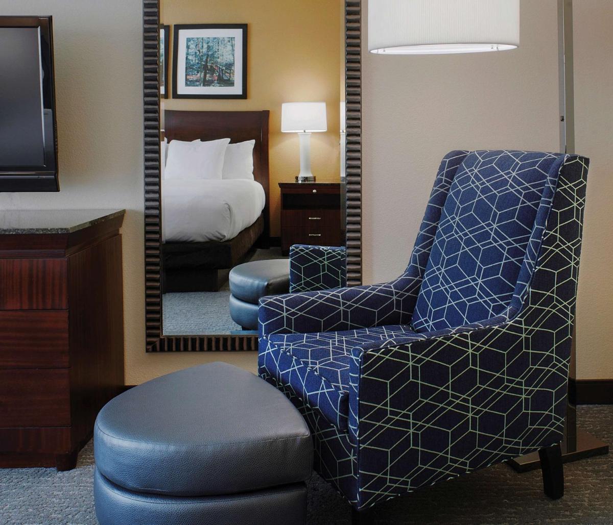 DoubleTree Suites by Hilton Bentonville - image 6
