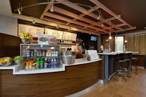 Courtyard by Marriott Bentonville - image 20