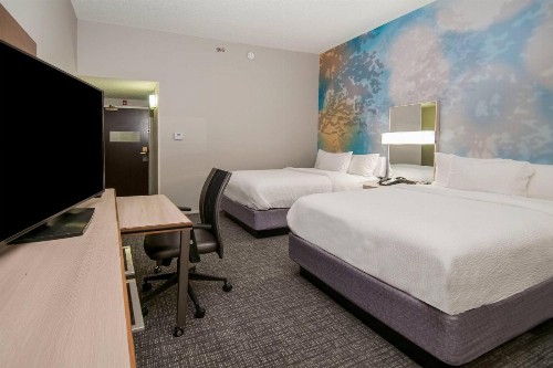 Courtyard by Marriott Bentonville - image 7
