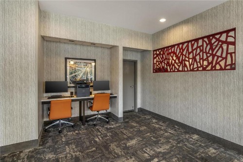 Best Western Plus Castlerock Inn & Suites - image 40