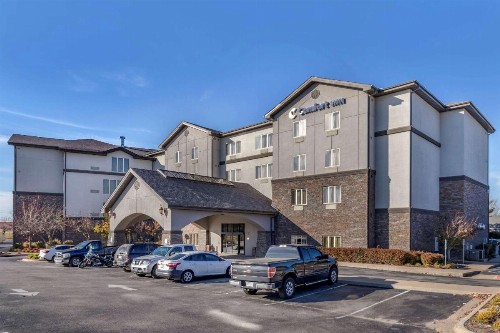 Comfort Inn Bentonville - image 18