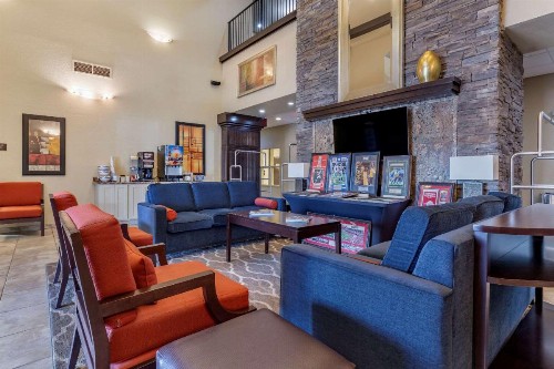 Comfort Inn Bentonville - image 20
