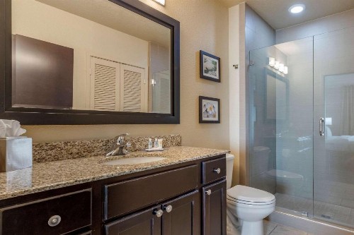Comfort Inn Bentonville - image 23