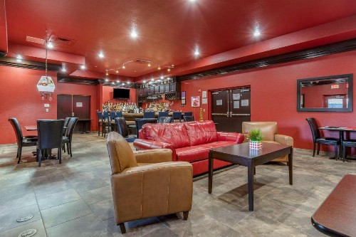 Comfort Inn Bentonville - image 3