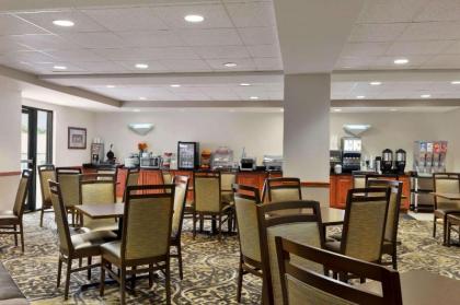 Wingate by Wyndham Bentonville - image 10