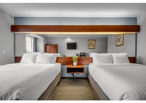 Microtel by Wyndham Bentonville - image 23