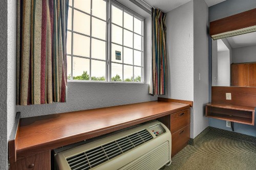 Microtel by Wyndham Bentonville - image 47