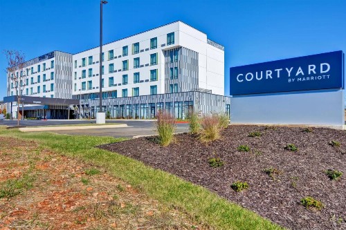 Courtyard by Marriott Bentonville Rogers - image 32