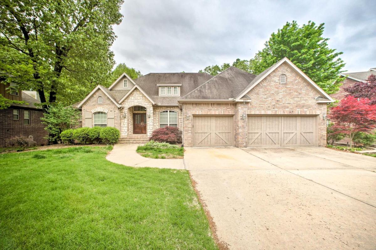 Bentonville Home with Pool Table 2 Mi to Downtown! - main image