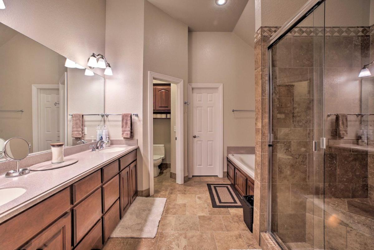 Bentonville Home with Pool Table 2 Mi to Downtown! - image 2