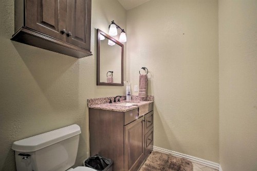 Bentonville Home with Pool Table 2 Mi to Downtown! - image 3