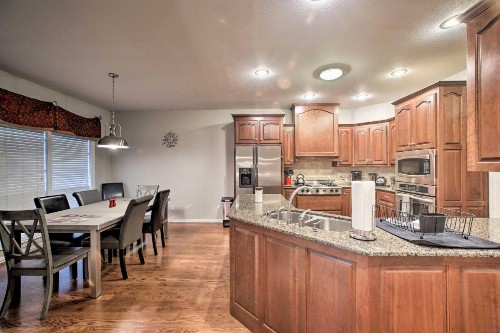 Bentonville Home with Pool Table 2 Mi to Downtown! - image 5