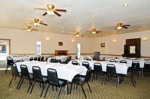 SureStay Plus Hotel by Best Western Berkeley Springs - image 32