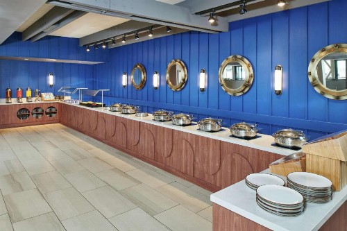DoubleTree by Hilton Hotel Berkeley Marina - image 32
