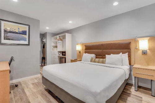 Travelodge by Wyndham Berkeley - image 14