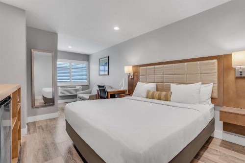 Travelodge by Wyndham Berkeley - image 3