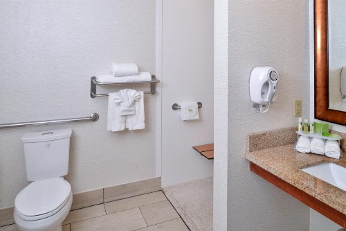 Holiday Inn Express Berkeley an IHG Hotel - image 9