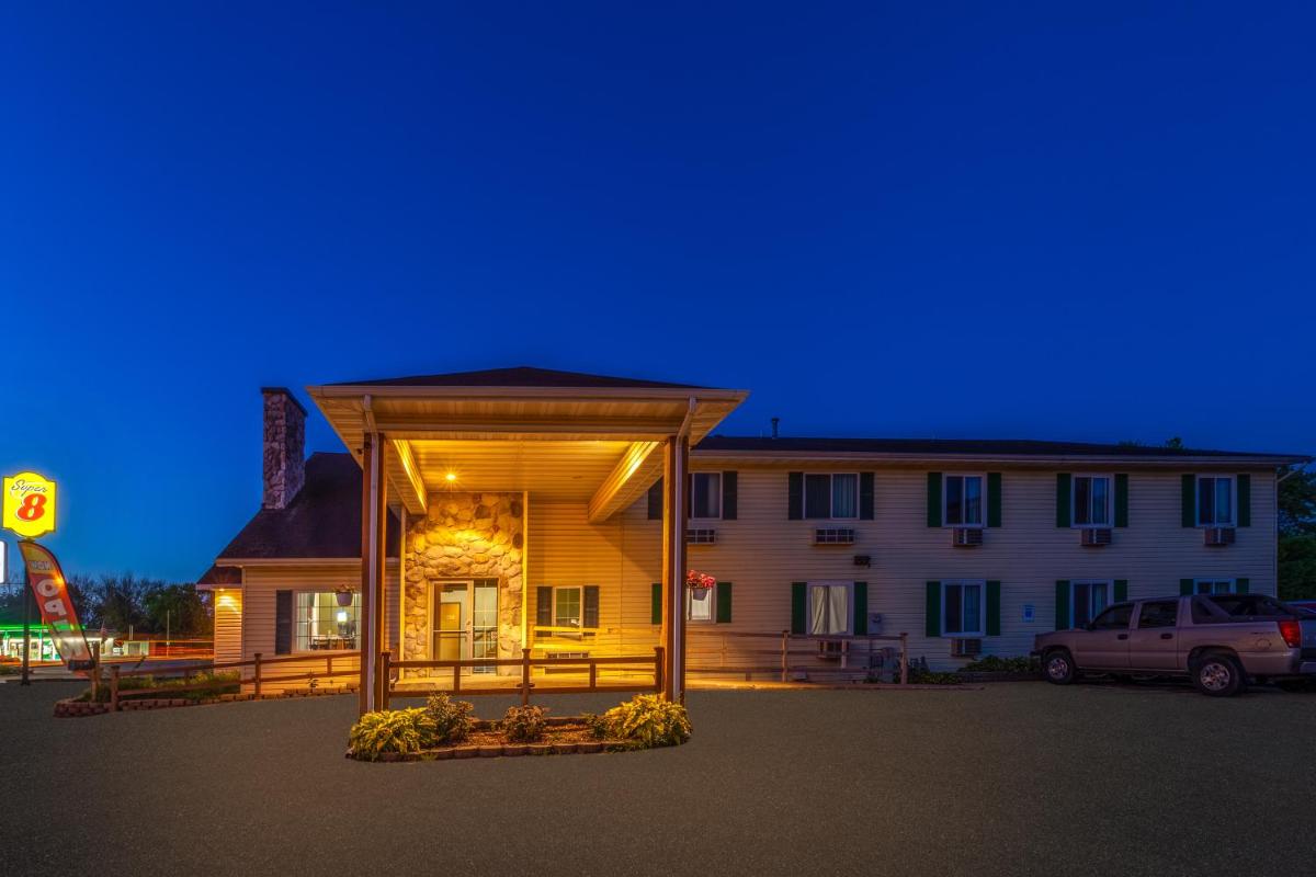 Magnuson Hotel Countryside Lodge - main image